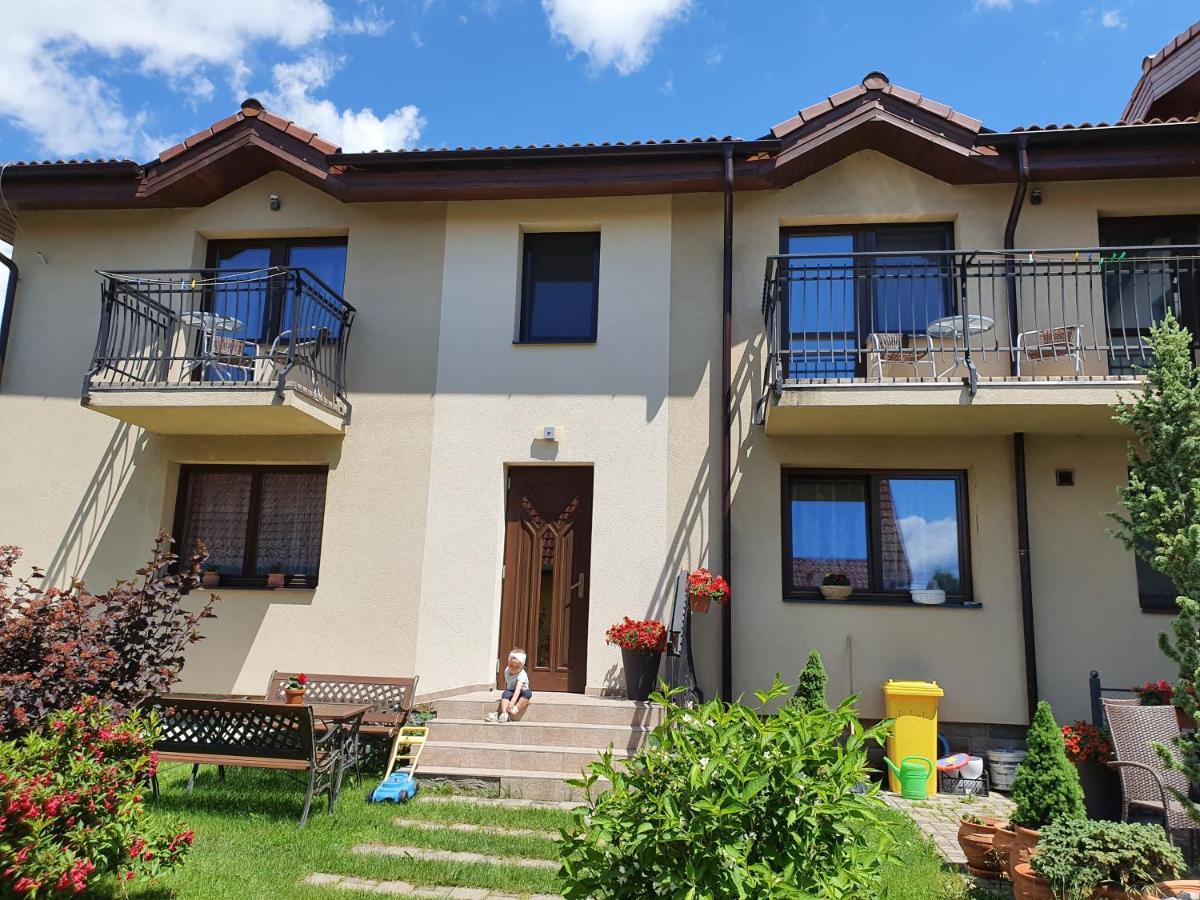 Privat Bartky Apartamento Vrbov Exterior foto